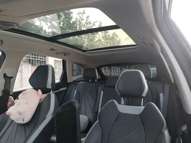Geely Boyue L — Фото автомобиля 19