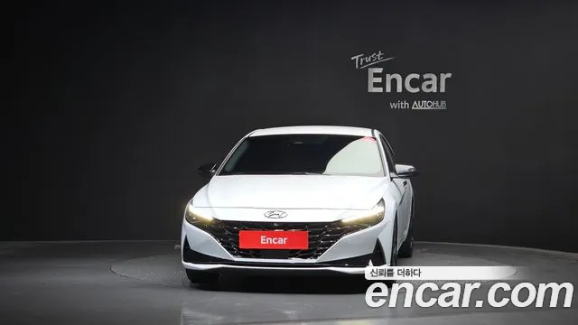 Hyundai Avante — Фото автомобиля 3