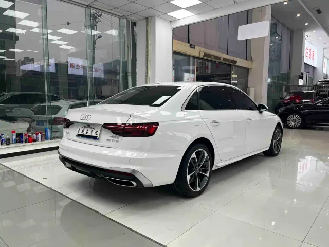 Audi A4L — Фото автомобиля 5