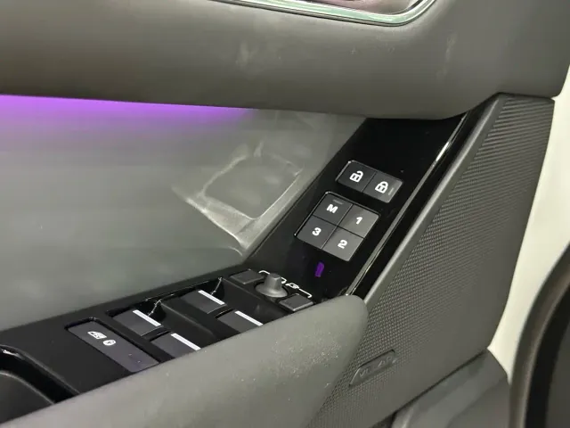 Land Rover Range Rover Velar — Фото автомобиля 20