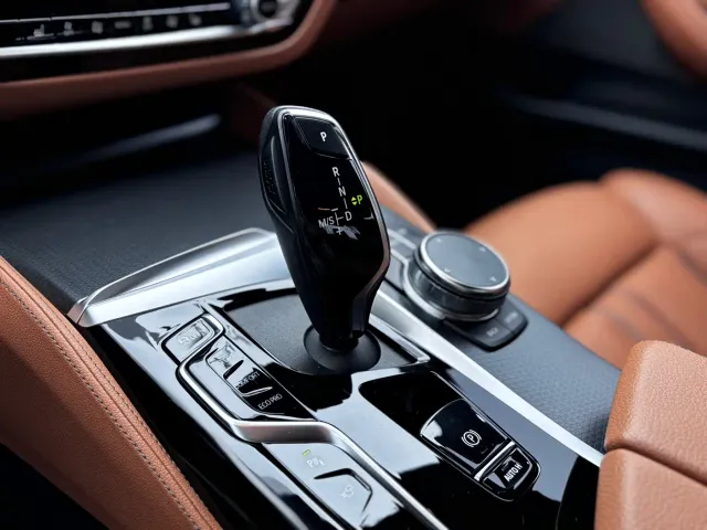 BMW 5 Series — Фото автомобиля 19