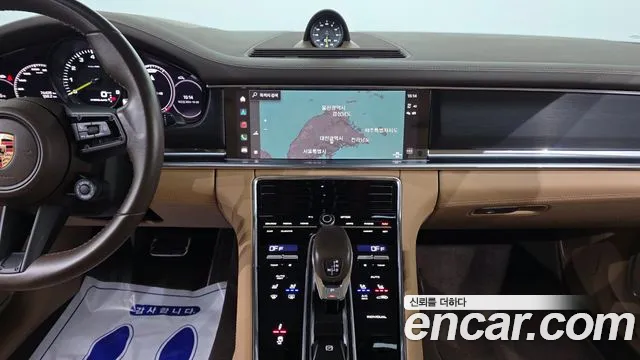 Porsche Panamera 971 — Фото автомобиля 15