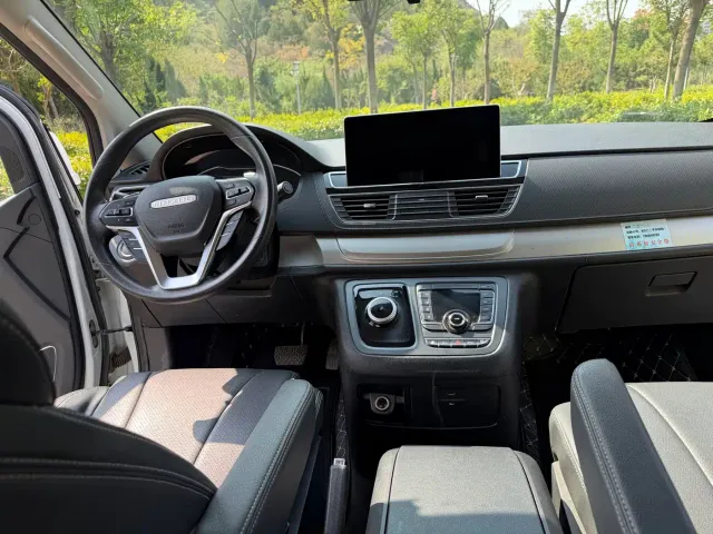 Maxus G20 — Фото автомобиля 12