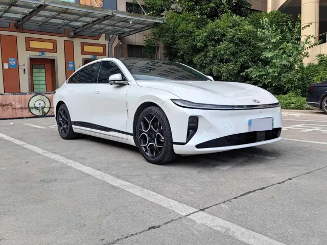 Changan Qiyuan A07 — Фото автомобиля 3