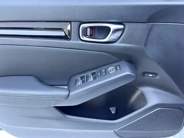 Honda Civic — Фото автомобиля 7