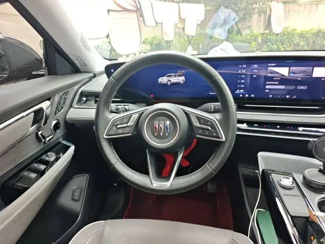 Buick E5 — Фото автомобиля 6