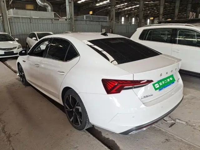 Skoda Octavia — Фото автомобиля 4
