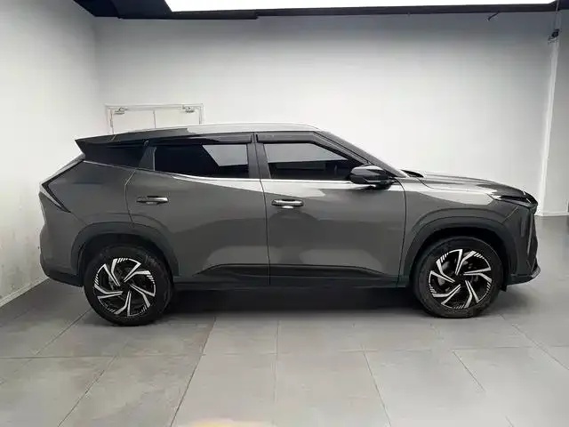 Geely Boyue — Фото автомобиля 7