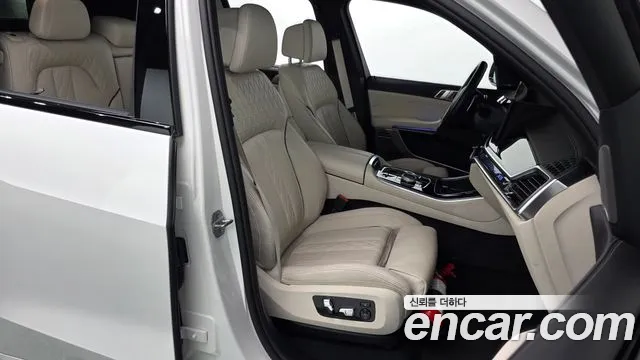 BMW X5 xDrive 40i M Sport — Фото автомобиля 20