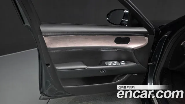Genesis G90 Бензин 3.5 турбо AWD — Фото автомобиля 19