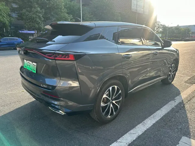 Changan UNI-Z — Фото автомобиля 6