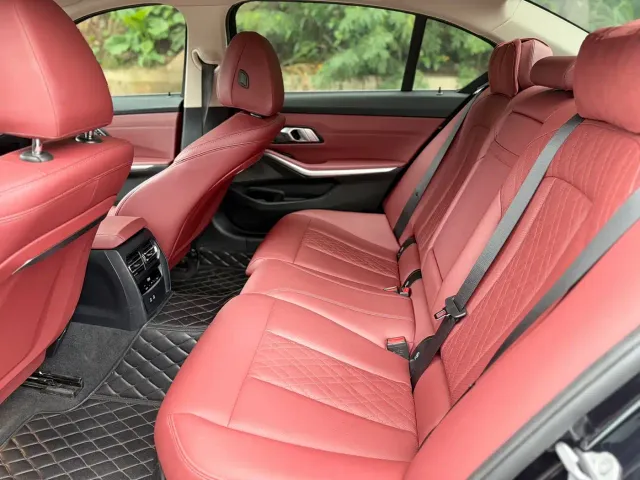 BMW 3 Series — Фото автомобиля 5
