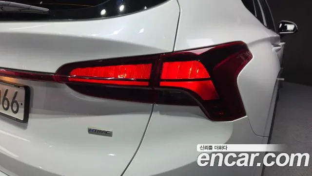 Hyundai Santafe Новый Santa Fe Дизель 2.2 4WD — Фото автомобиля 23