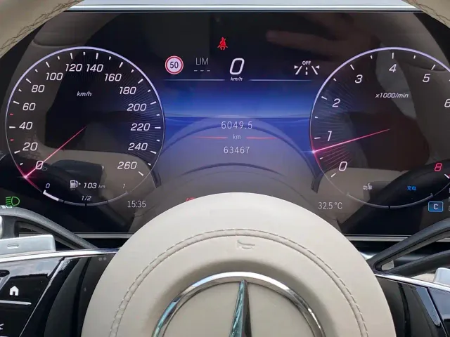 Mercedes-Benz S-Class — Фото автомобиля 24