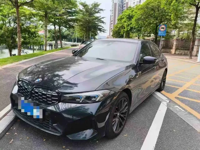 Фотография автомобиля — BMW 3 Series
