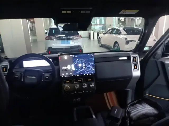 iCAR V23 — Фото автомобиля 17