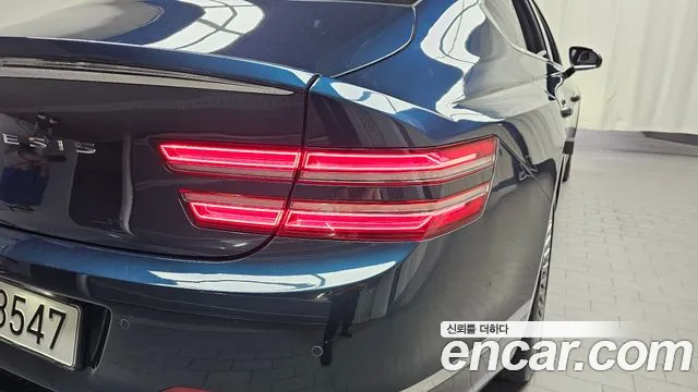 Genesis G80 Бензин 2.5 турбо 2WD — Фото автомобиля 22