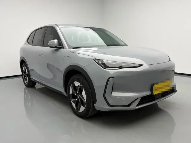 Geely Galaxy E5 — Фото автомобиля 3