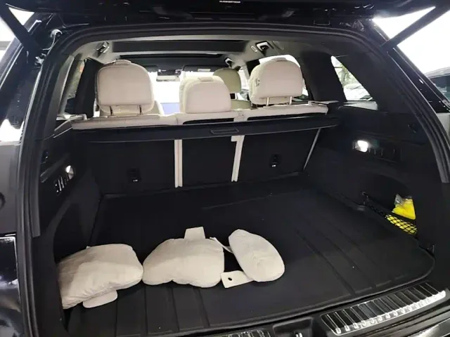 Li Auto L7 — Фото автомобиля 18