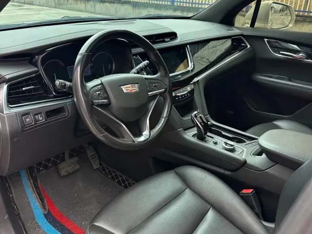 Cadillac XT6 — Фото автомобиля 4