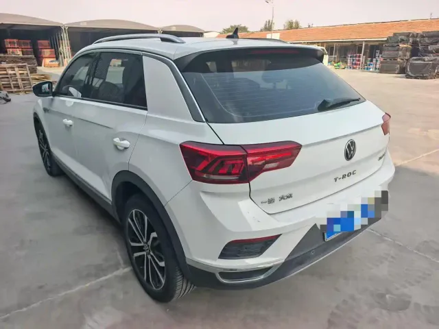Volkswagen T-Roc — Фото автомобиля 12