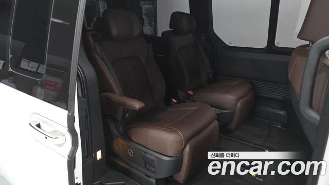 Hyundai Staria Staria (New) — Фото автомобиля 12