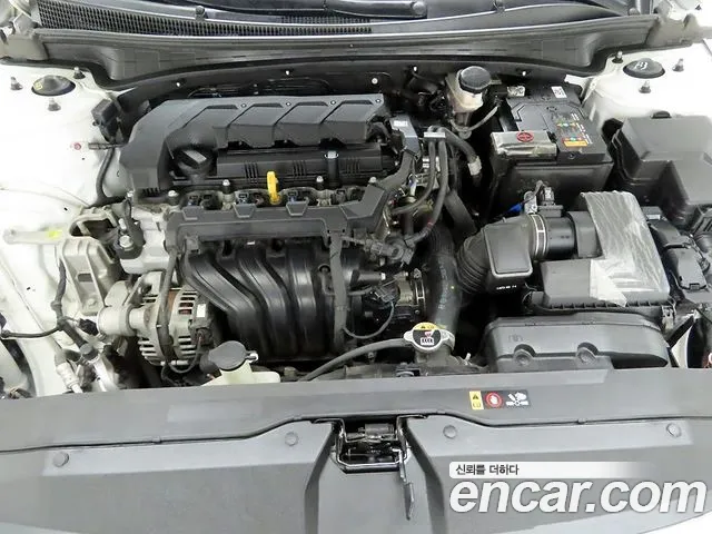 Hyundai Avante — Фото автомобиля 20