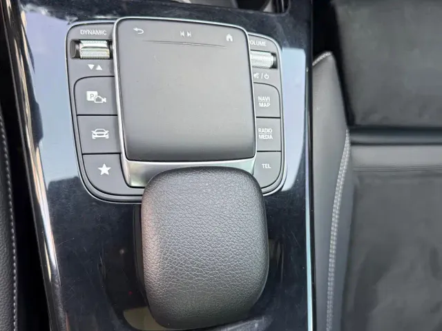 Mercedes-Benz A-Class — Фото автомобиля 26