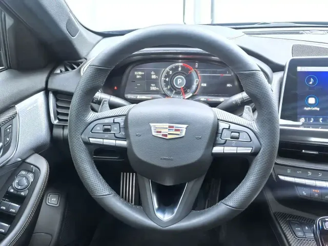 Cadillac CT5 — Фото автомобиля 8