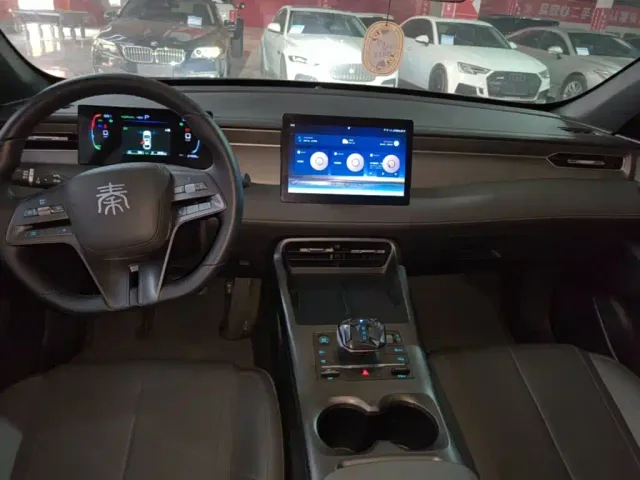 BYD Qin PLUS — Фото автомобиля 12