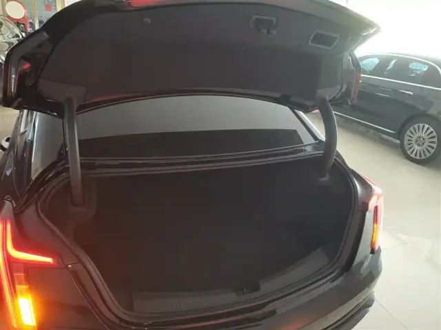 Cadillac CT5 — Фото автомобиля 17
