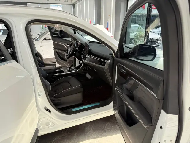 Haval H6 — Фото автомобиля 10