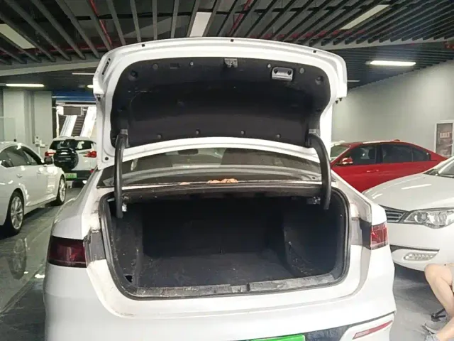 BYD Qin PLUS — Фото автомобиля 18