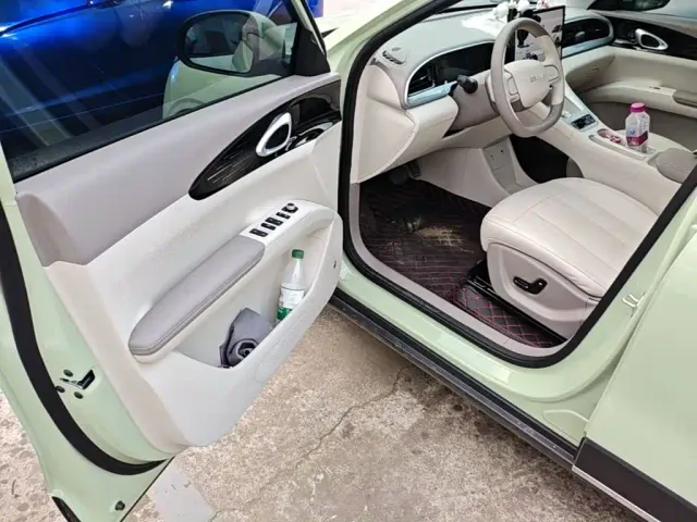 Geely Starry Wish — Фото автомобиля 15