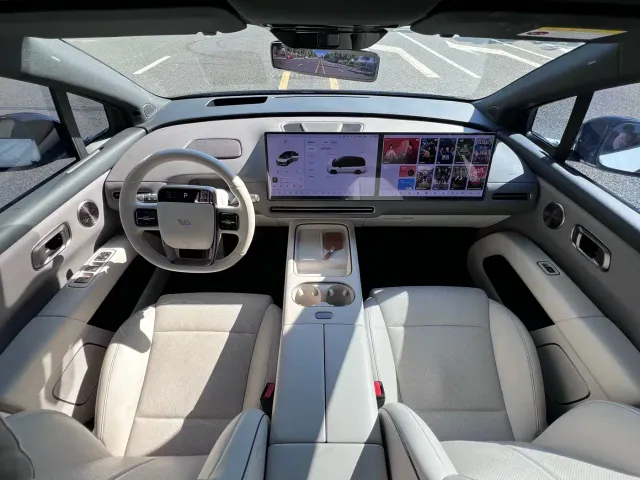 Li Auto i6 — Фото автомобиля 10