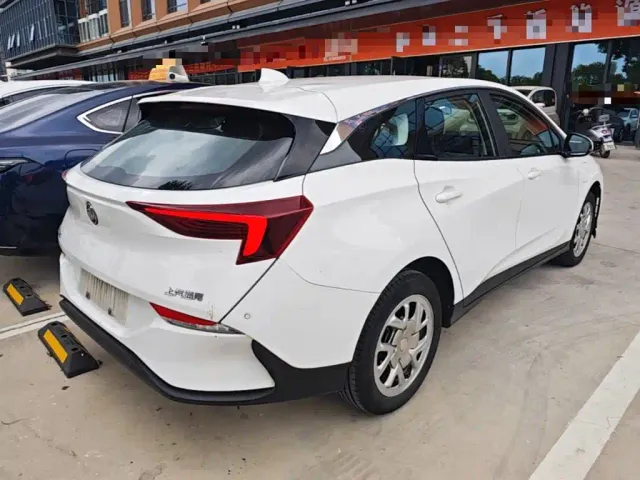 Buick Velite 6 — Фото автомобиля 6