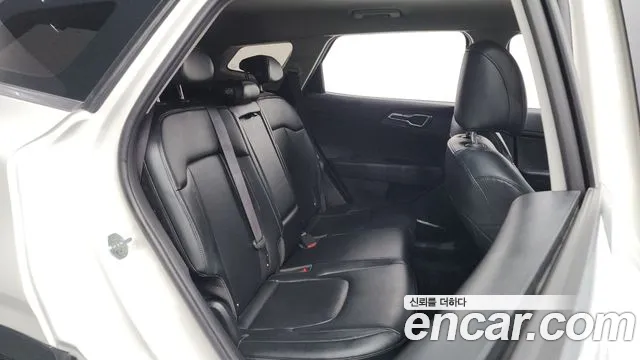 Kia Sportage Sportage 5-е поколение Бензин 1.6 турбо 2WD — Фото автомобиля 12