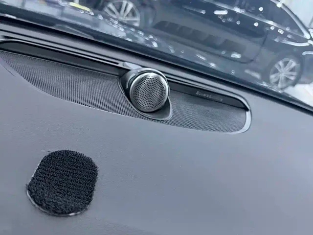 Volvo S60 — Фото автомобиля 10