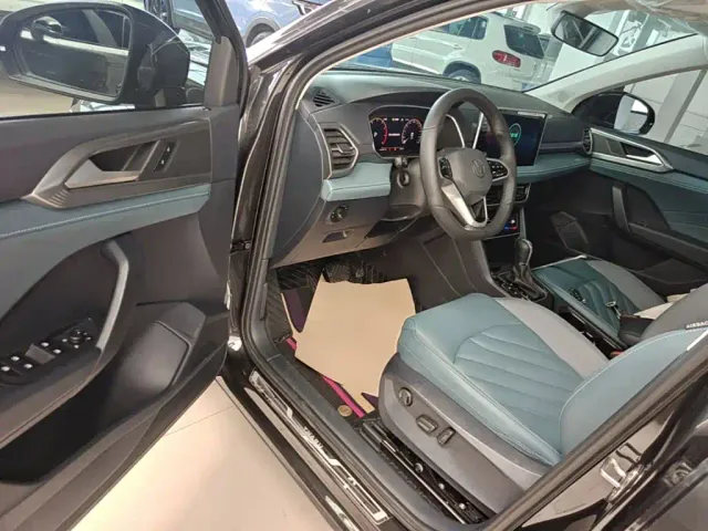 Volkswagen Tharu — Фото автомобиля 11