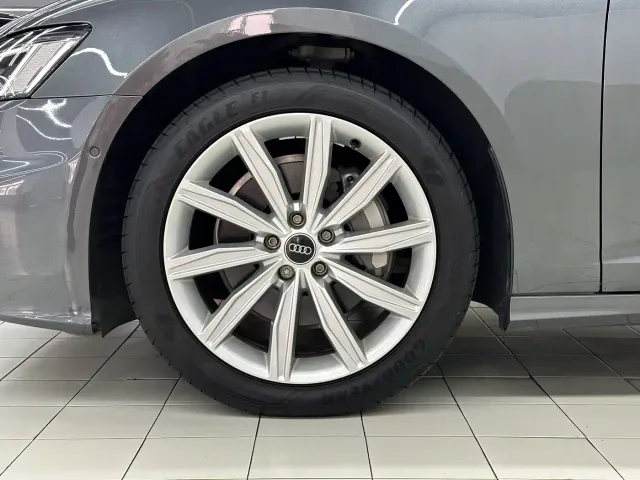 Audi A6L — Фото автомобиля 19