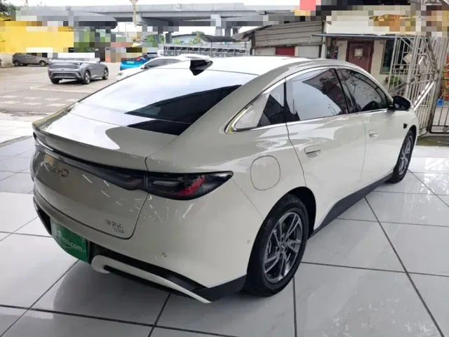 BYD Seal 06 — Фото автомобиля 6