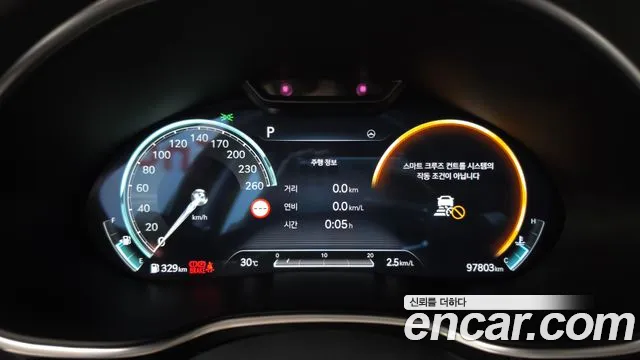 Genesis G80 Бензин 2.5 турбо 2WD — Фото автомобиля 8