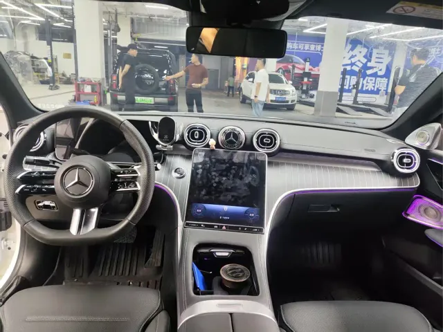Mercedes-Benz C-Class — Фото автомобиля 4