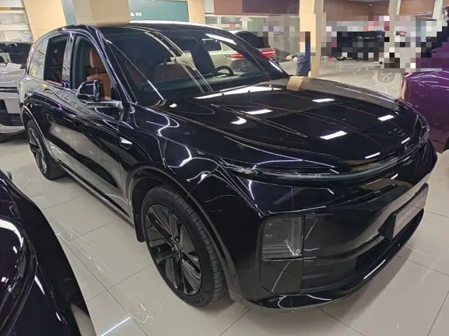 Li Auto L6 — Фото автомобиля 3
