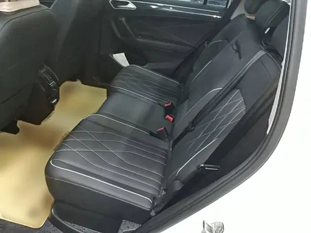 Volkswagen Tiguan L — Фото автомобиля 16