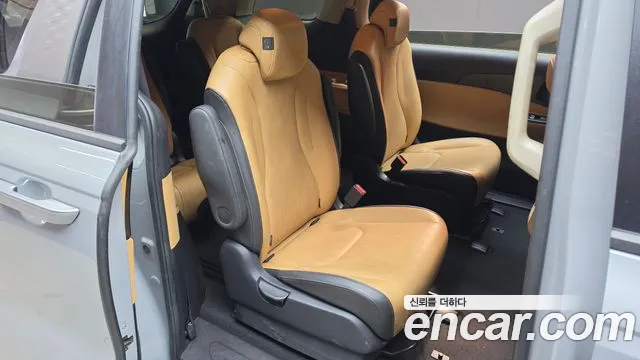 Kia Carnival 4th Gen — Фото автомобиля 17