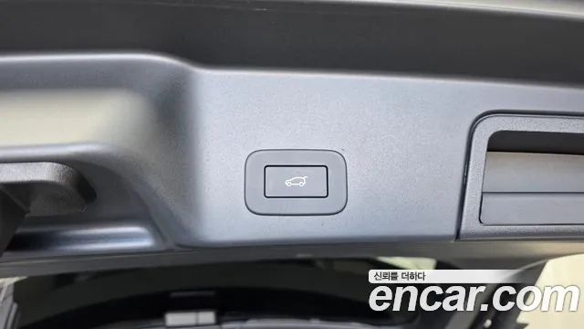 Land Rover Range Rover Evoque — Фото автомобиля 27