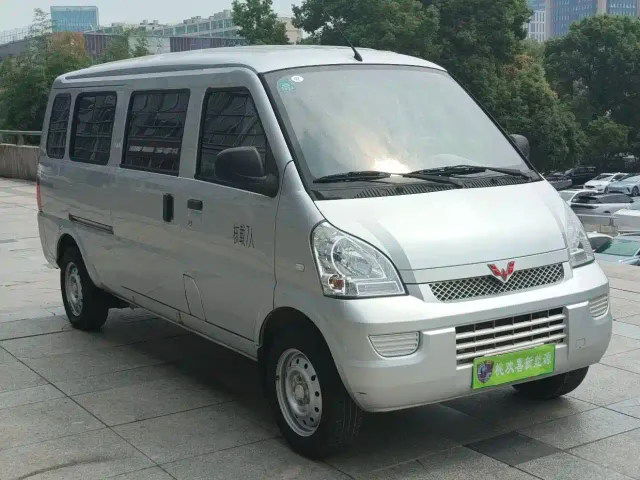 Wuling Rongguang EV — Фото автомобиля 3