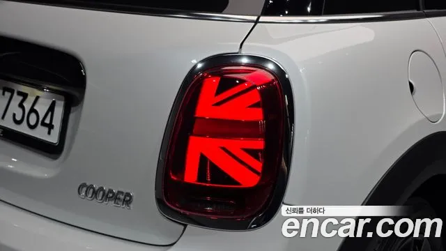 MINI Cooper — Фото автомобиля 23