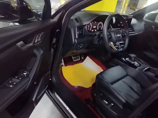 Audi Q5L — Фото автомобиля 15